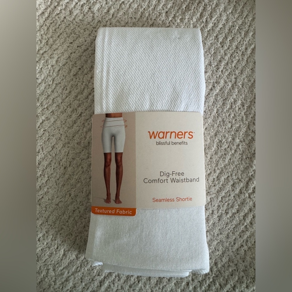Warner's White Seamless Shortie Boxer Briefs dig free comfort waistband New